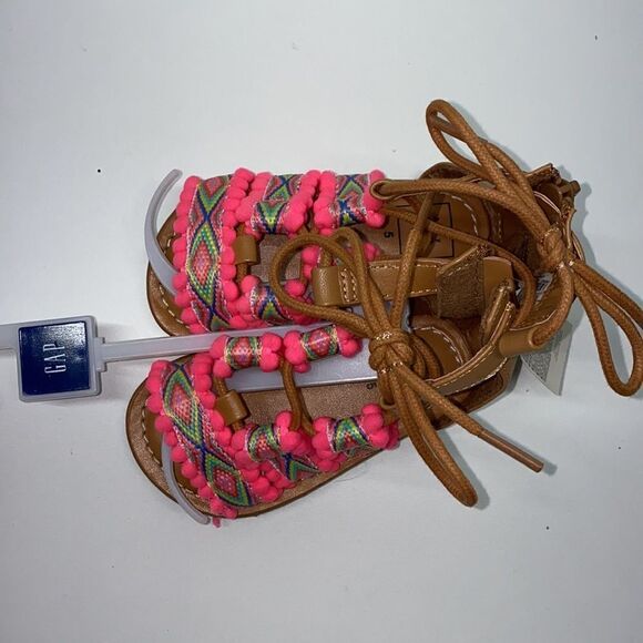🔥NEW Gap  SHOES  girls  KIDS baby sandals Sz 5  (200) - Picture 4 of 5